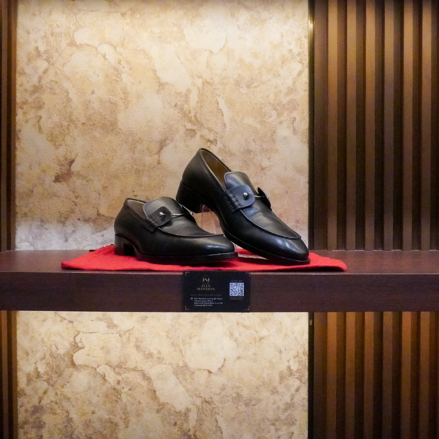 Christian Louboutin Chambelimoc Loafers black calf leather (new 20jt