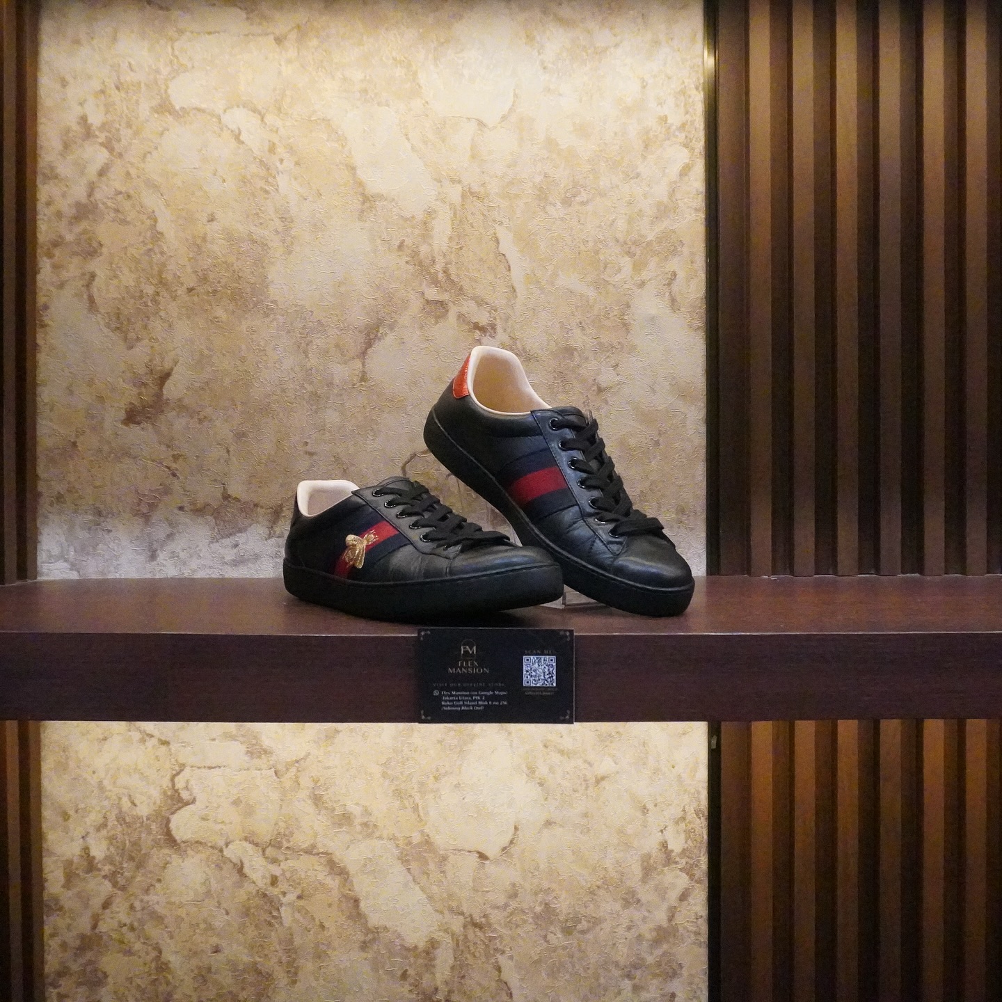 Gucci ace bee leather sneaker (new 14jt