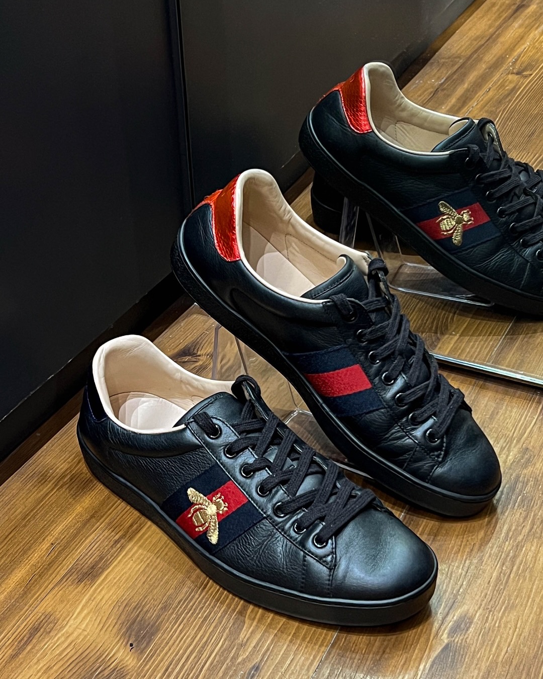 Gucci ace bee leather sneaker (new 14jt